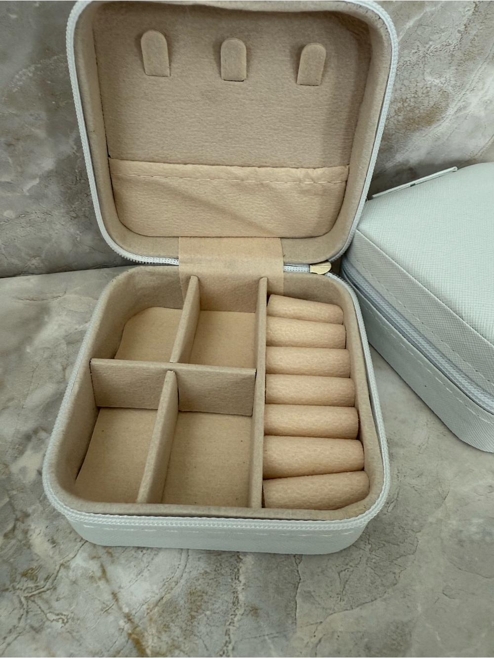 Compact Cream Jewelry Organizer Case with Ring Rolls